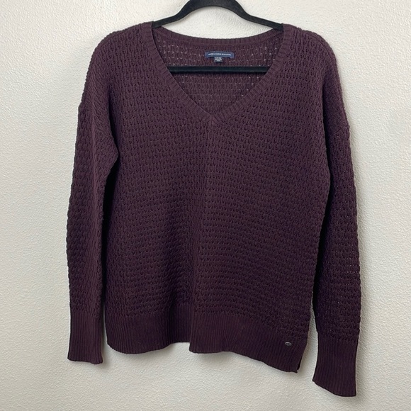 American Eagle Outfitters Sweaters - American eagle plum loose knit sweater size S